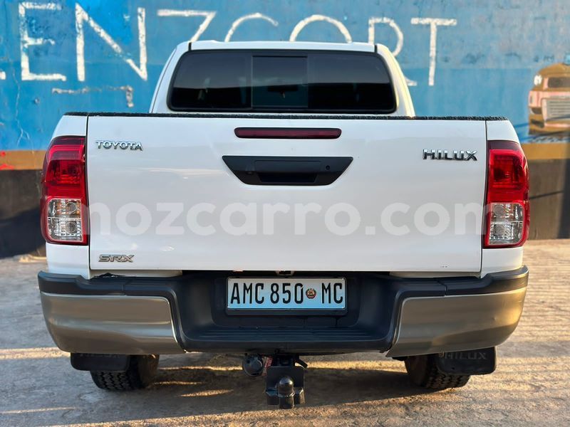 Big with watermark toyota hiluxe revo maputo maputo 18841