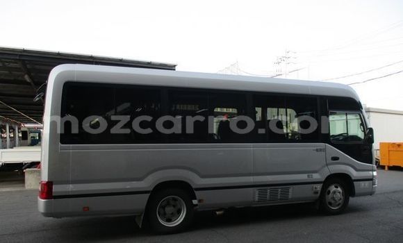 Comprar Usado Toyota Coaster Prata Carro em Maputo em Maputo Comprar Usado Toyota Coaster Prata Carro em Maputo em Maputo