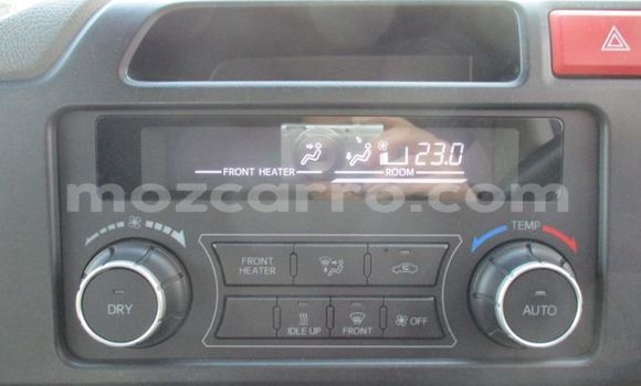 Comprar Usado Toyota Coaster Prata Carro em Maputo em Maputo Comprar Usado Toyota Coaster Prata Carro em Maputo em Maputo