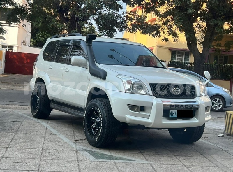 Big with watermark toyota land cruiser prado maputo maputo 18847