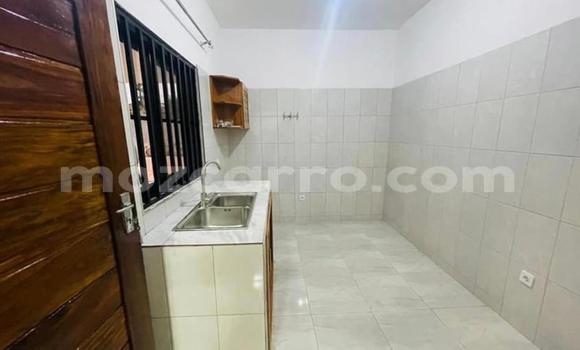 Buy Used Batmobile 1989 Brown Car in Maputo in Maputo Buy Used Batmobile 1989 Brown Car in Maputo in Maputo