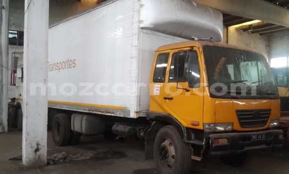 Nunua Ilio tumika Nissan AD Brown Gari ndani ya Maputo nchini Maputo Nunua Ilio tumika Nissan AD Brown Gari ndani ya Maputo nchini Maputo