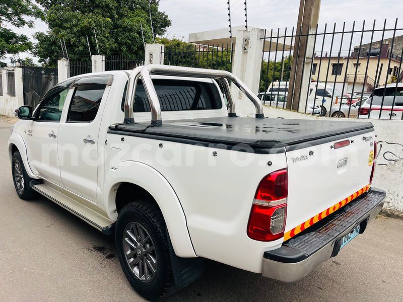 Big with watermark toyota hilux maputo maputo 18861