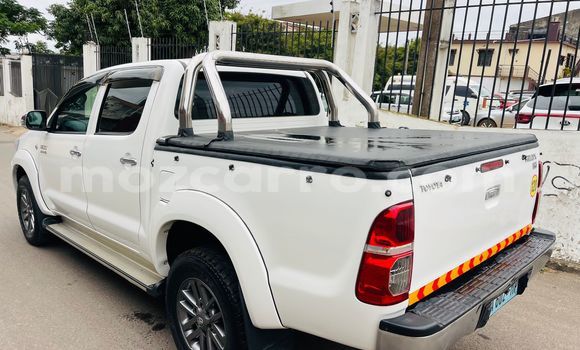 Buy Used Toyota Hilux White Car in Maputo in Maputo Buy Used Toyota Hilux White Car in Maputo in Maputo