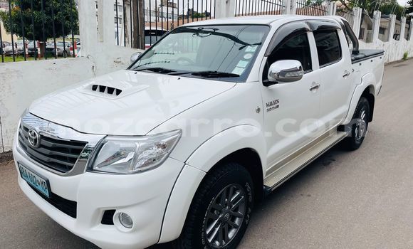 Buy Used Toyota Hilux White Car in Maputo in Maputo Buy Used Toyota Hilux White Car in Maputo in Maputo