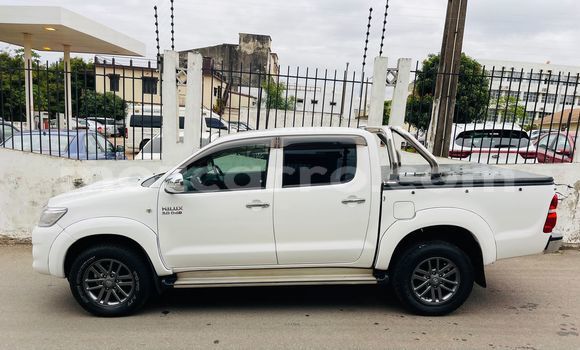 Buy Used Toyota Hilux White Car in Maputo in Maputo Buy Used Toyota Hilux White Car in Maputo in Maputo