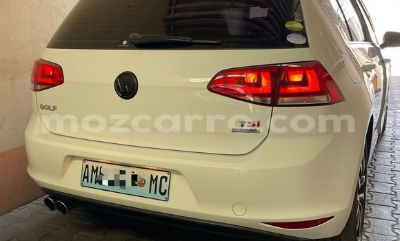 Nunua Ilio tumika Volkswagen Golf Nyeupe Gari ndani ya Maputo nchini Maputo Nunua Ilio tumika Volkswagen Golf Nyeupe Gari ndani ya Maputo nchini Maputo