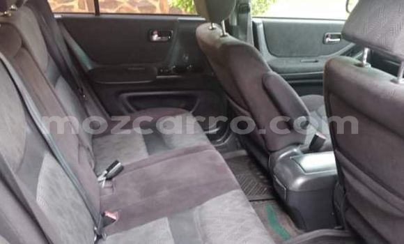 Tenga Tsaru Toyota Kluger Tsvuku Mota in Maputo in Maputo Tenga Tsaru Toyota Kluger Tsvuku Mota in Maputo in Maputo