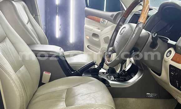 Buy Used Toyota Prado White Car in Maputo in Maputo Buy Used Toyota Prado White Car in Maputo in Maputo
