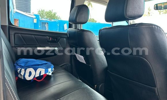 Comprar Usado Toyota Hilux De outros Carro em Maputo em Maputo Comprar Usado Toyota Hilux De outros Carro em Maputo em Maputo
