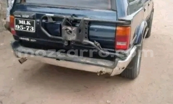 Nunua Ilio tumika Toyota Hilux Surf Bluu Gari ndani ya Maputo nchini Maputo Nunua Ilio tumika Toyota Hilux Surf Bluu Gari ndani ya Maputo nchini Maputo