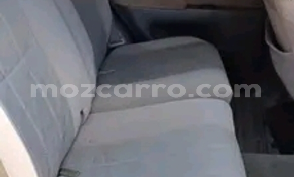 Comprar Usado Toyota Hilux Surf Azul Carro em Maputo em Maputo Comprar Usado Toyota Hilux Surf Azul Carro em Maputo em Maputo
