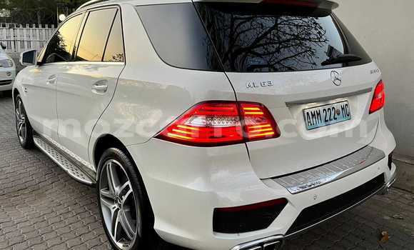 Tenga Tsaru Mercedes‒Benz M-klasse AMG Chena Mota in Maputo in Maputo Tenga Tsaru Mercedes‒Benz M-klasse AMG Chena Mota in Maputo in Maputo