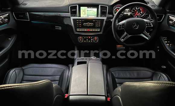 Tenga Tsaru Mercedes‒Benz M-klasse AMG Chena Mota in Maputo in Maputo Tenga Tsaru Mercedes‒Benz M-klasse AMG Chena Mota in Maputo in Maputo