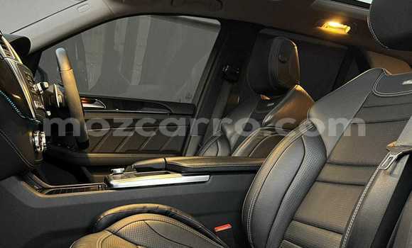 Tenga Tsaru Mercedes‒Benz M-klasse AMG Chena Mota in Maputo in Maputo Tenga Tsaru Mercedes‒Benz M-klasse AMG Chena Mota in Maputo in Maputo