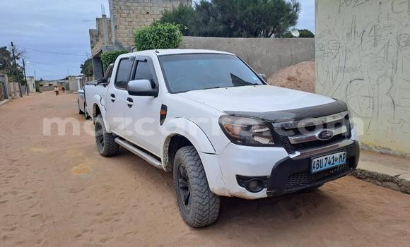 Nunua Ilio tumika Ford Ranger Nyeupe Gari ndani ya Maputo nchini Maputo
