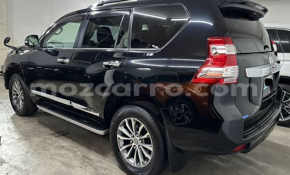 Nunua Mpya Toyota Land Cruiser Nyeusi Gari ndani ya Maputo nchini Maputo Nunua Mpya Toyota Land Cruiser Nyeusi Gari ndani ya Maputo nchini Maputo