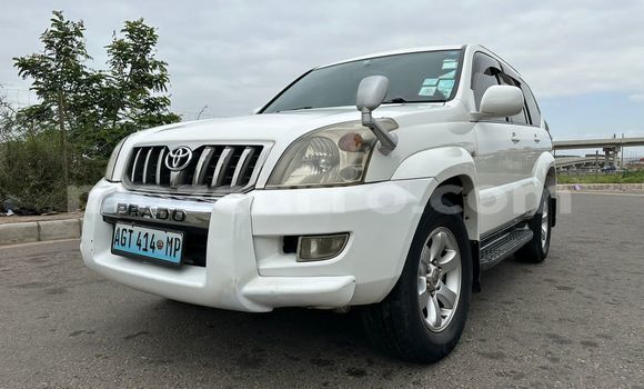 Nunua Ilio tumika Toyota Land Cruiser Prado Nyeupe Gari ndani ya Maputo nchini Maputo Nunua Ilio tumika Toyota Land Cruiser Prado Nyeupe Gari ndani ya Maputo nchini Maputo