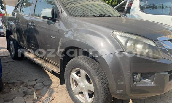Nunua Ilio tumika Isuzu D-MAX Brown Gari ndani ya Maputo nchini Maputo Nunua Ilio tumika Isuzu D-MAX Brown Gari ndani ya Maputo nchini Maputo