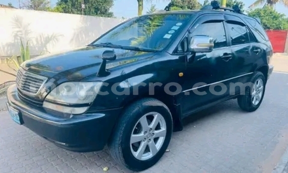 Buy Used Toyota Harrier Black Car in Maputo in Maputo