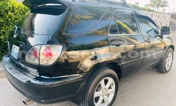 Nunua Ilio tumika Toyota Harrier Nyeusi Gari ndani ya Maputo nchini Maputo Nunua Ilio tumika Toyota Harrier Nyeusi Gari ndani ya Maputo nchini Maputo