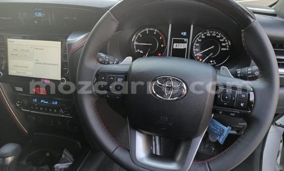 Nunua Ilio tumika Toyota Fortuner Nyeupe Gari ndani ya Maputo nchini Maputo Nunua Ilio tumika Toyota Fortuner Nyeupe Gari ndani ya Maputo nchini Maputo