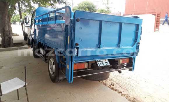 Nunua Ilio tumika Toyota Dyna Bluu Gari ndani ya Maputo nchini Maputo Nunua Ilio tumika Toyota Dyna Bluu Gari ndani ya Maputo nchini Maputo