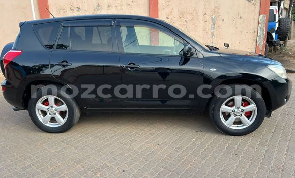 Nunua Ilio tumika Toyota RAV4 Nyeusi Gari ndani ya Maputo nchini Maputo Nunua Ilio tumika Toyota RAV4 Nyeusi Gari ndani ya Maputo nchini Maputo