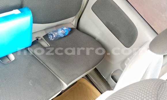 Buy Used Toyota Sienta Blue Car in Maputo in Maputo Buy Used Toyota Sienta Blue Car in Maputo in Maputo