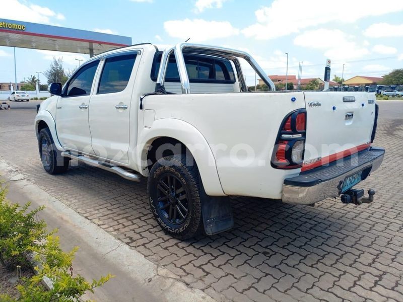 Big with watermark toyota hilux maputo maputo 18956