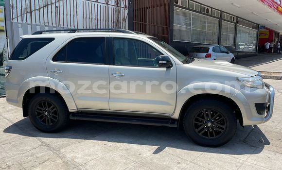 Comprar Usado Toyota Fortuner De outros Carro em Maputo em Maputo Comprar Usado Toyota Fortuner De outros Carro em Maputo em Maputo