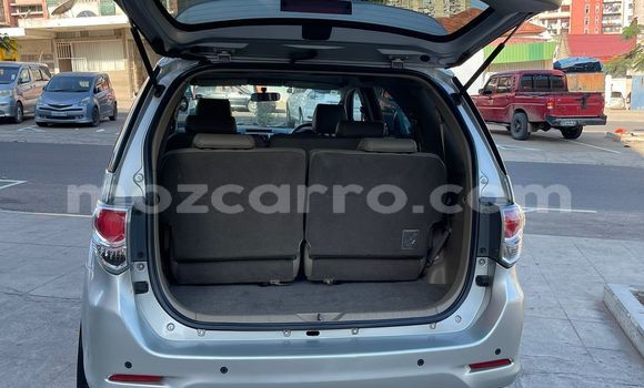 Comprar Usado Toyota Fortuner De outros Carro em Maputo em Maputo Comprar Usado Toyota Fortuner De outros Carro em Maputo em Maputo