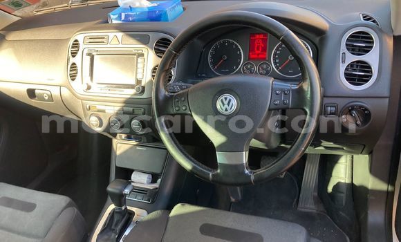 Nunua Ilio tumika Volkswagen Tiguan Nyeupe Gari ndani ya Maputo nchini Maputo Nunua Ilio tumika Volkswagen Tiguan Nyeupe Gari ndani ya Maputo nchini Maputo