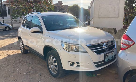 Nunua Ilio tumika Volkswagen Tiguan Nyeupe Gari ndani ya Maputo nchini Maputo Nunua Ilio tumika Volkswagen Tiguan Nyeupe Gari ndani ya Maputo nchini Maputo
