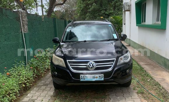 Nunua Ilio tumika Volkswagen Tiguan Nyeusi Gari ndani ya Maputo nchini Maputo Nunua Ilio tumika Volkswagen Tiguan Nyeusi Gari ndani ya Maputo nchini Maputo