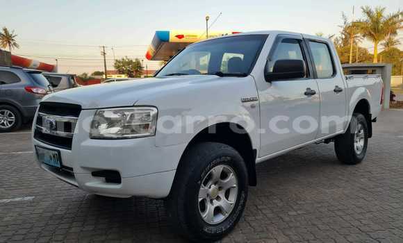 Nunua Ilio tumika Ford Ranger Nyeupe Gari ndani ya Maputo nchini Maputo Nunua Ilio tumika Ford Ranger Nyeupe Gari ndani ya Maputo nchini Maputo