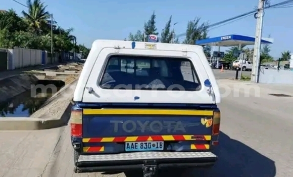 Comprar Usado Toyota Hilux Azul Carro em Maputo em Maputo Comprar Usado Toyota Hilux Azul Carro em Maputo em Maputo