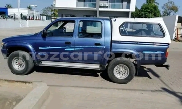Comprar Usado Toyota Hilux Azul Carro em Maputo em Maputo Comprar Usado Toyota Hilux Azul Carro em Maputo em Maputo
