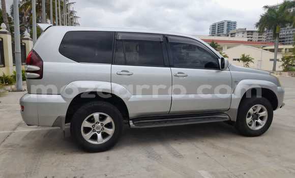 Tenga Tsaru Toyota Land Cruiser Prado Zvimwe Mota in Maputo in Maputo Tenga Tsaru Toyota Land Cruiser Prado Zvimwe Mota in Maputo in Maputo