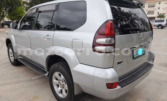 Tenga Tsaru Toyota Land Cruiser Prado Zvimwe Mota in Maputo in Maputo Tenga Tsaru Toyota Land Cruiser Prado Zvimwe Mota in Maputo in Maputo