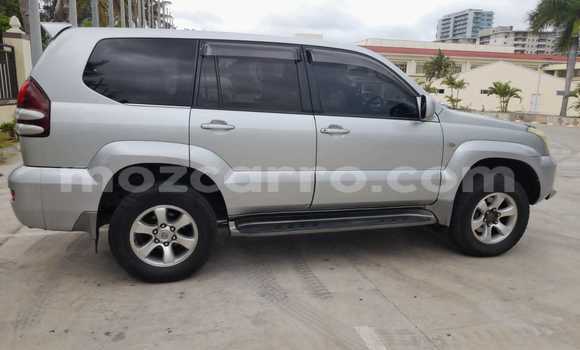 Tenga Tsaru Toyota Land Cruiser Prado Zvimwe Mota in Maputo in Maputo Tenga Tsaru Toyota Land Cruiser Prado Zvimwe Mota in Maputo in Maputo