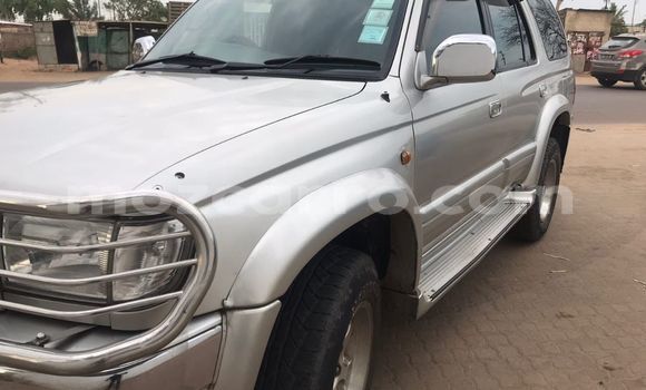 Tenga Tsaru Toyota Hilux Surf Zvimwe Mota in Maputo in Maputo Tenga Tsaru Toyota Hilux Surf Zvimwe Mota in Maputo in Maputo