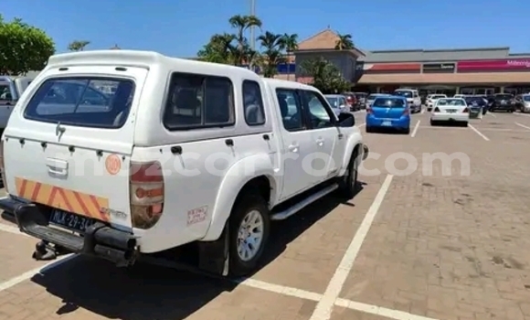 Buy Used Mazda BT-50 White Car in Maputo in Maputo Buy Used Mazda BT-50 White Car in Maputo in Maputo