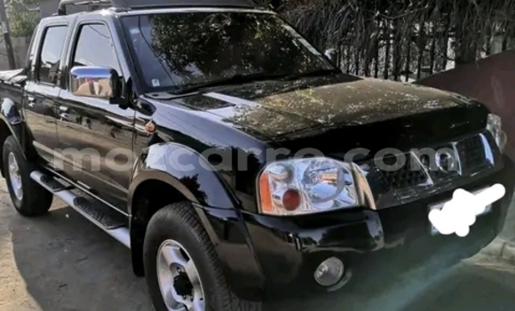 Comprar Usado Nissan Hardbody Preto Carro em Maputo em Maputo