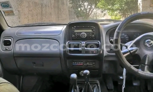Nunua Ilio tumika Nissan Hardbody Nyeusi Gari ndani ya Maputo nchini Maputo Nunua Ilio tumika Nissan Hardbody Nyeusi Gari ndani ya Maputo nchini Maputo