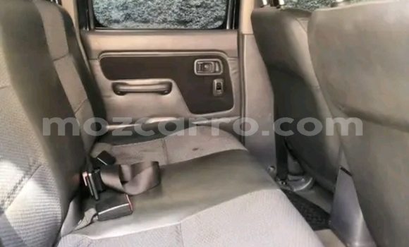 Nunua Ilio tumika Nissan Hardbody Nyeusi Gari ndani ya Maputo nchini Maputo Nunua Ilio tumika Nissan Hardbody Nyeusi Gari ndani ya Maputo nchini Maputo