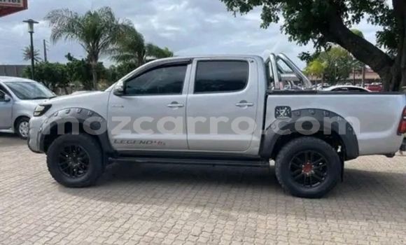 Tenga Tsaru Toyota Hilux Zvimwe Mota in Maputo in Maputo Tenga Tsaru Toyota Hilux Zvimwe Mota in Maputo in Maputo