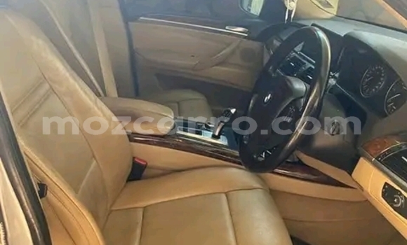 Nunua Ilio tumika BMW X5 Nyingine Gari ndani ya Maputo nchini Maputo Nunua Ilio tumika BMW X5 Nyingine Gari ndani ya Maputo nchini Maputo