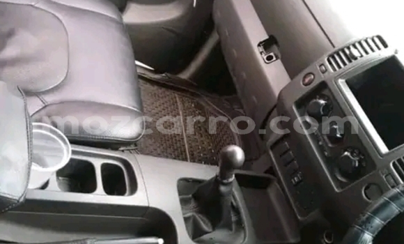 Comprar Usado Nissan Navara Preto Carro em Maputo em Maputo Comprar Usado Nissan Navara Preto Carro em Maputo em Maputo