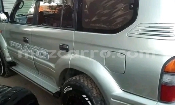Tenga Tsaru Toyota Land Cruiser Prado Zvimwe Mota in Maputo in Maputo Tenga Tsaru Toyota Land Cruiser Prado Zvimwe Mota in Maputo in Maputo